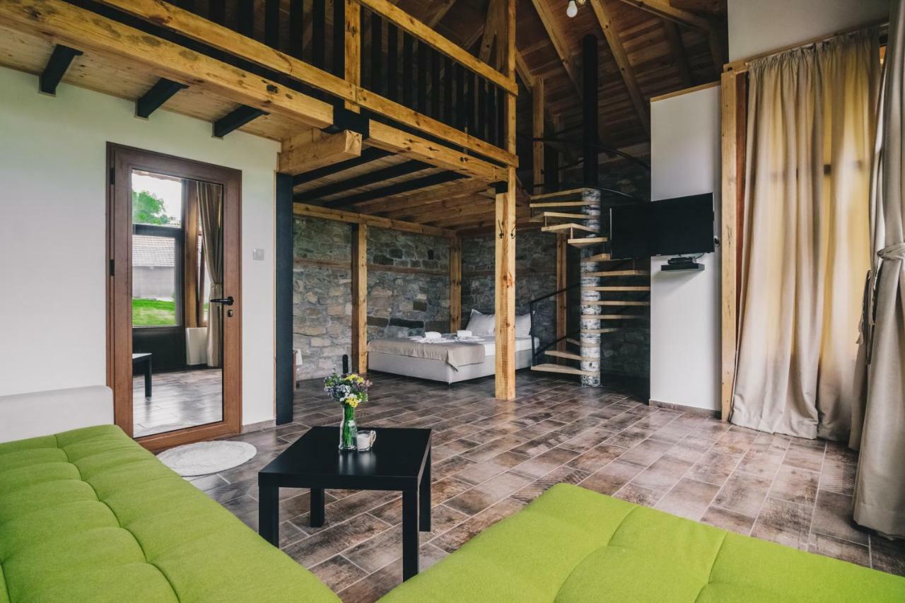Завоя Otel Krushuna Dış mekan fotoğraf